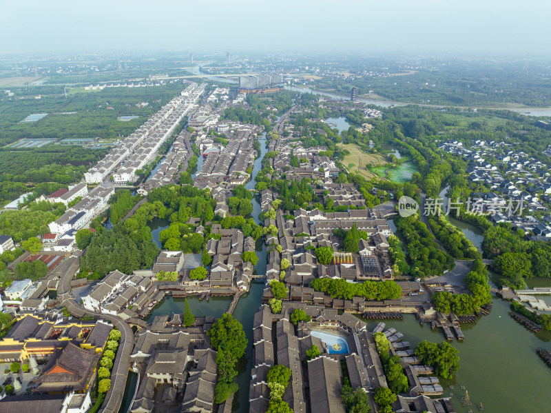 航拍江南水乡古镇乌镇全景