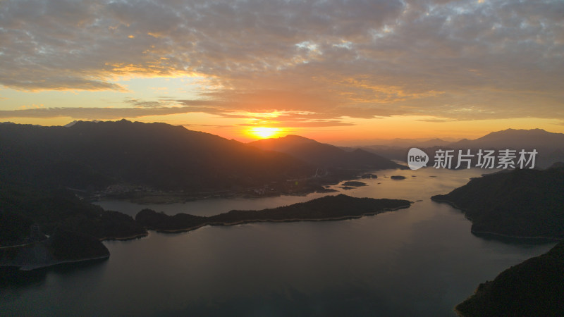 航拍韶关乳源南水湖湿地公园早晨风光