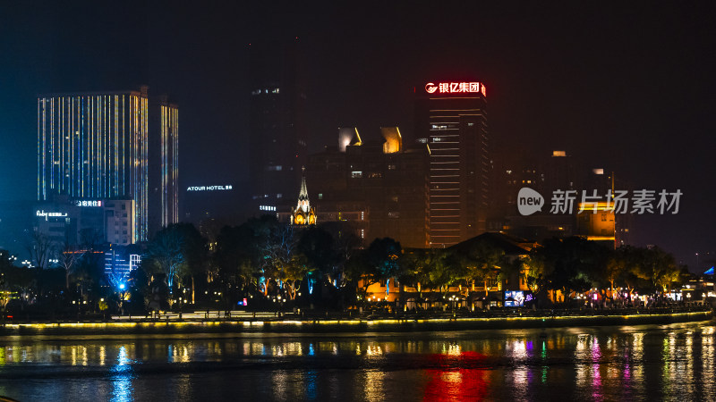 城市河畔夜景高楼灯光倒影