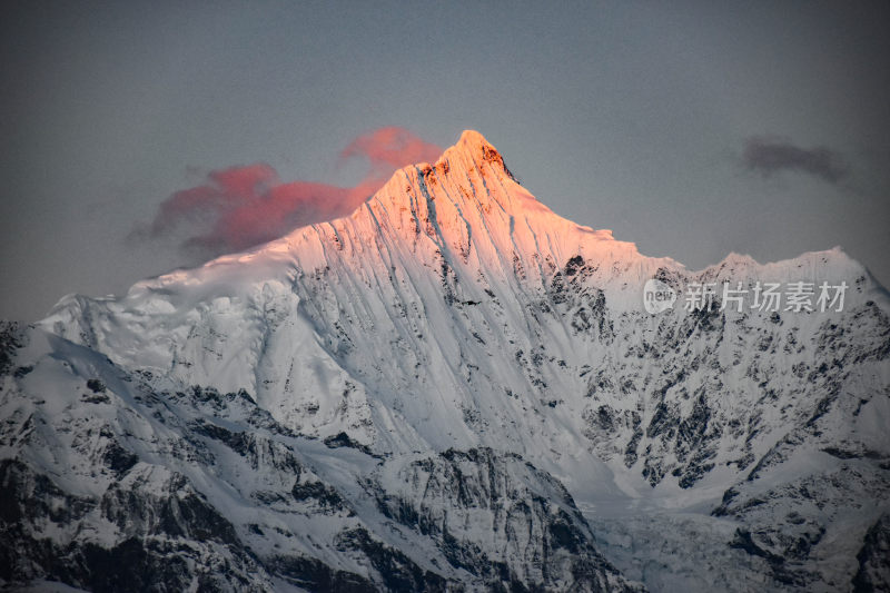 梅里雪山卡瓦格博峰