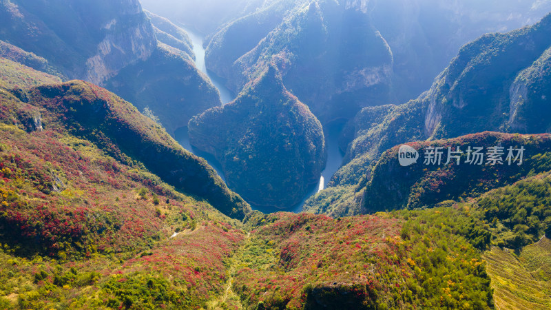 长江三峡巫峡红叶