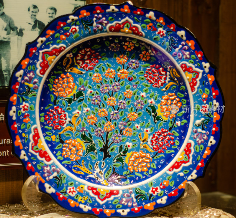青岛葡萄酒博物馆，土耳其风格的瓷盘