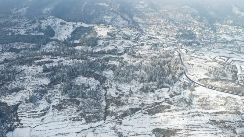 贵州山区雪景乡村