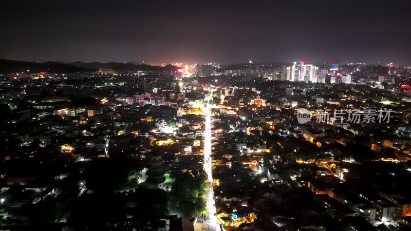 泉州古城古西街钟楼开元寺夜景航拍图