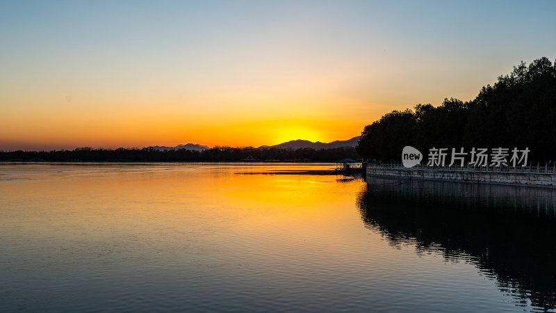 颐和园昆明湖夕阳落日黄昏