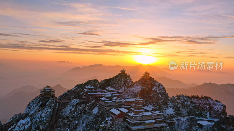 河南洛阳老君山雪景