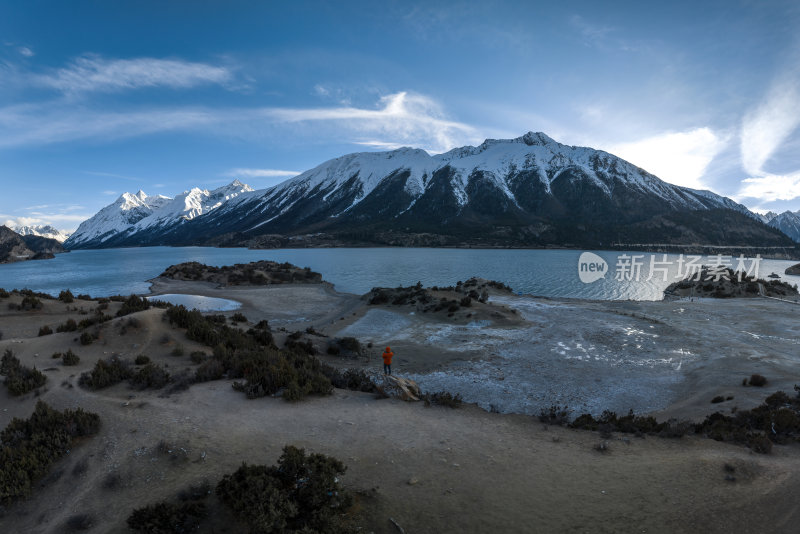 西藏昌都然乌湖来古雪山冰湖高空航拍