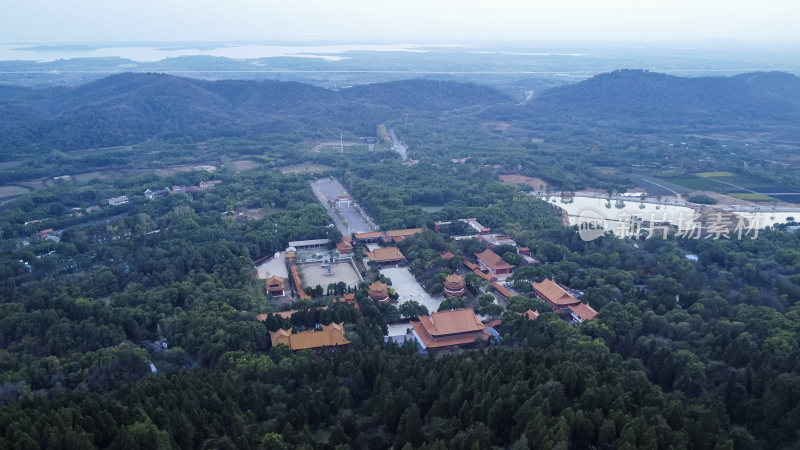 武汉龙泉山风景区龙泉寺航拍