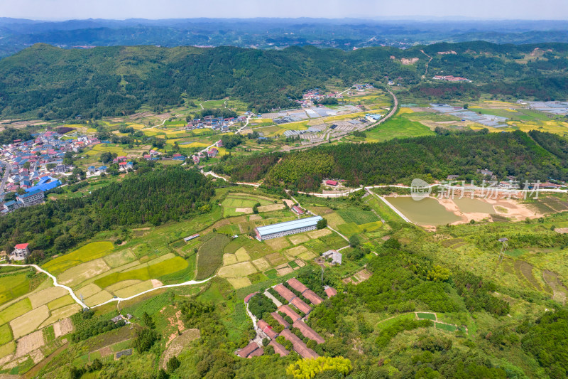 南方山川丘陵航拍摄影图