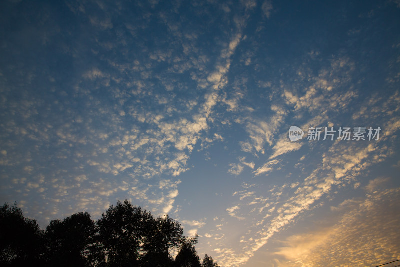 蔚蓝的天空