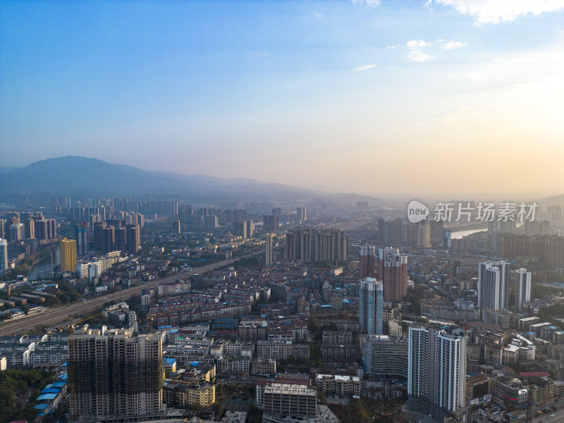 城市夕阳晚霞日落航拍摄影图