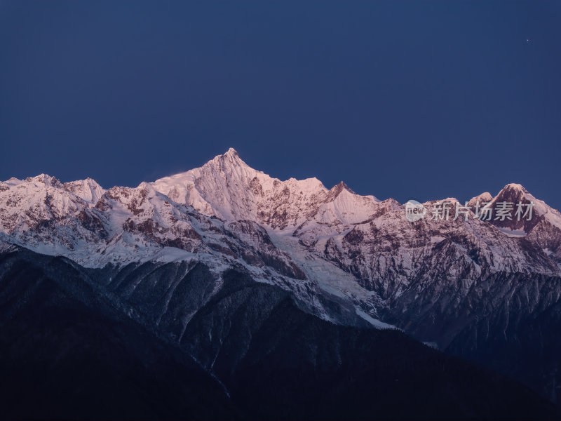 云南香格里拉梅里雪山高空航拍