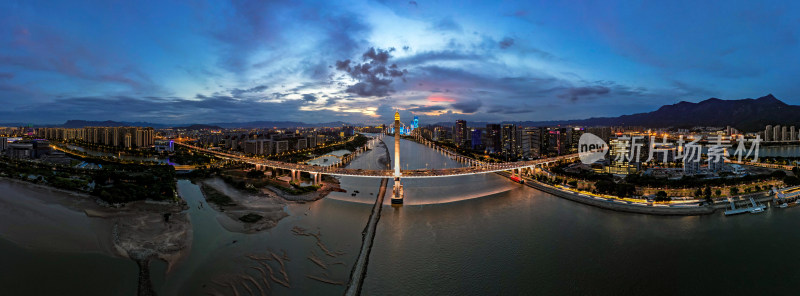 福州闽江鼓山大桥夜景航拍全景图