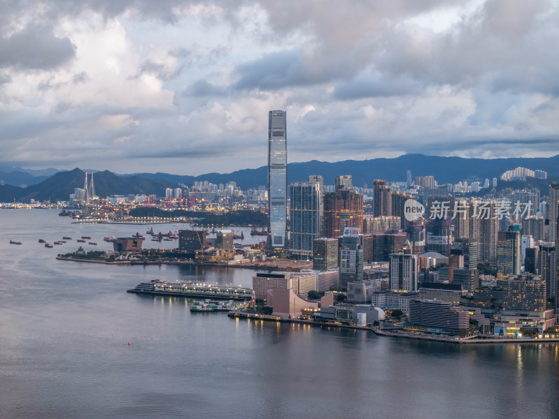 香港维多利亚港CBD中环夜景日出高空航拍