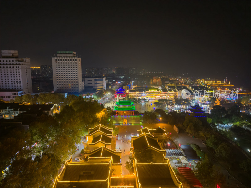 湖南岳阳楼景区汴河街夜景航拍