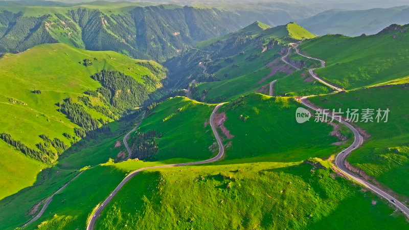 新疆天山山脉独库公路航拍