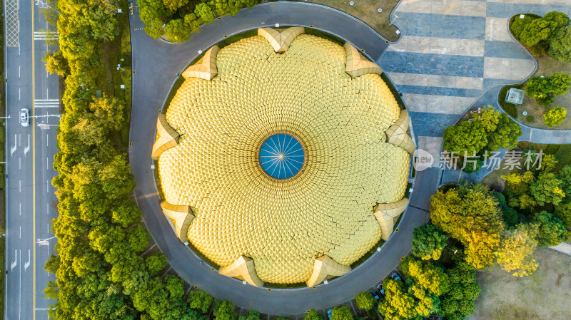 中国湖北武汉未来科技城圆形建筑俯拍