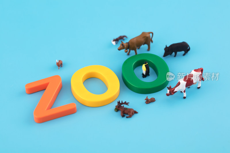 微缩场景参观动物园ZOO