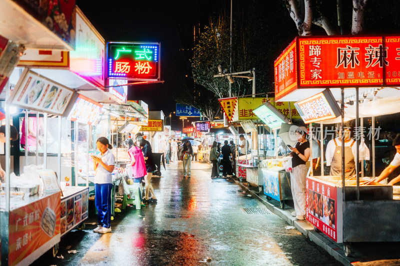 通辽九中夜市