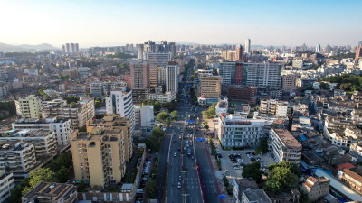 航拍广东江门城市建设图