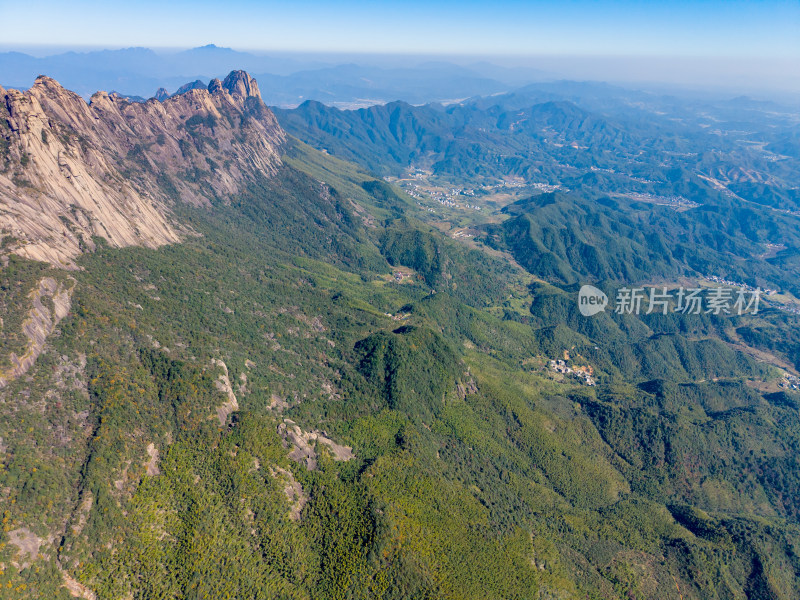 祖国大好河山灵山航拍图