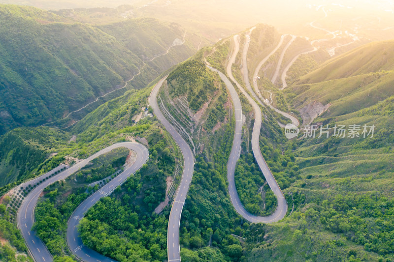 航拍山间盘山路