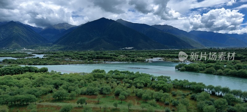 青山绿水自然风光全景