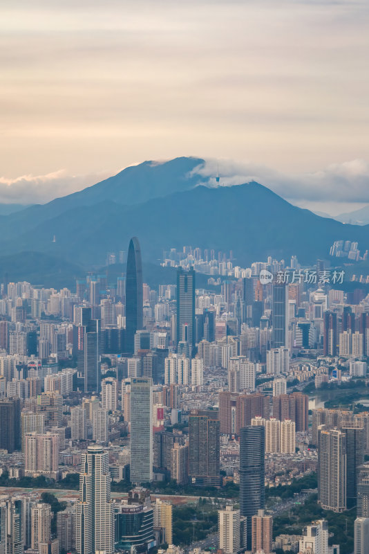 深圳福田CBD大湾区平安大厦夜景蓝调航拍