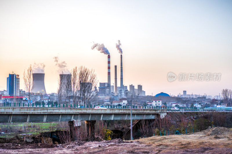 城市发电站火电站黄昏