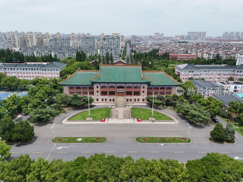 上海体育大学