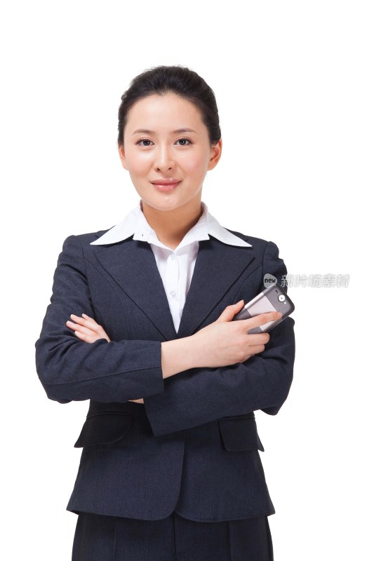 展示手机的商务女士