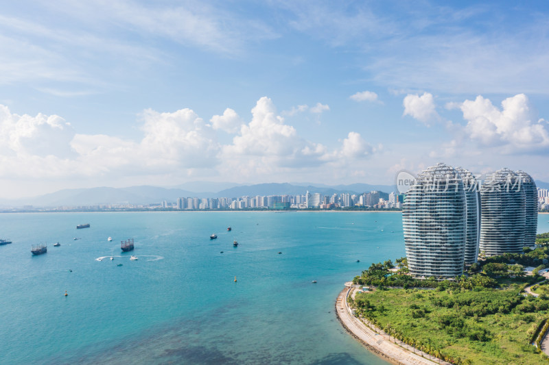 三亚市天涯区三亚湾地标建筑凤凰岛航拍