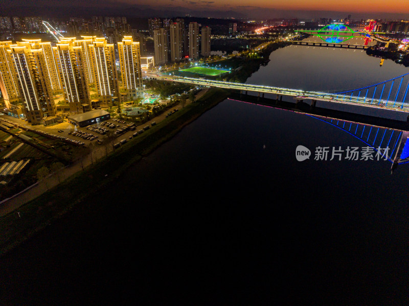 江西上饶城市夜景航拍图