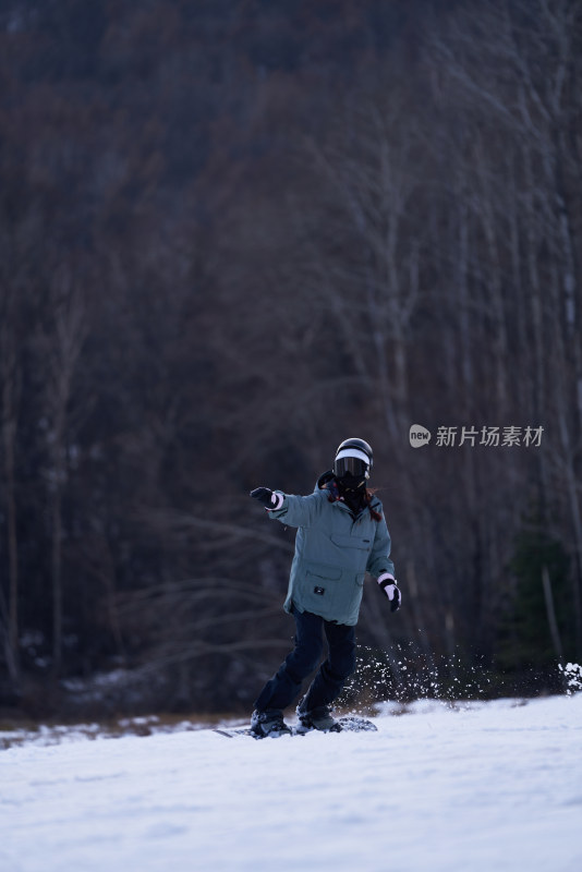 冬季户外滑雪