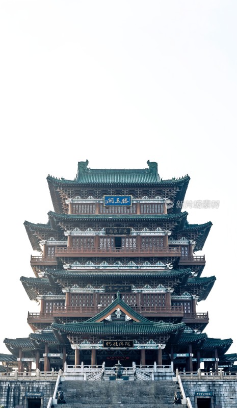 滕王阁古建筑正面全景