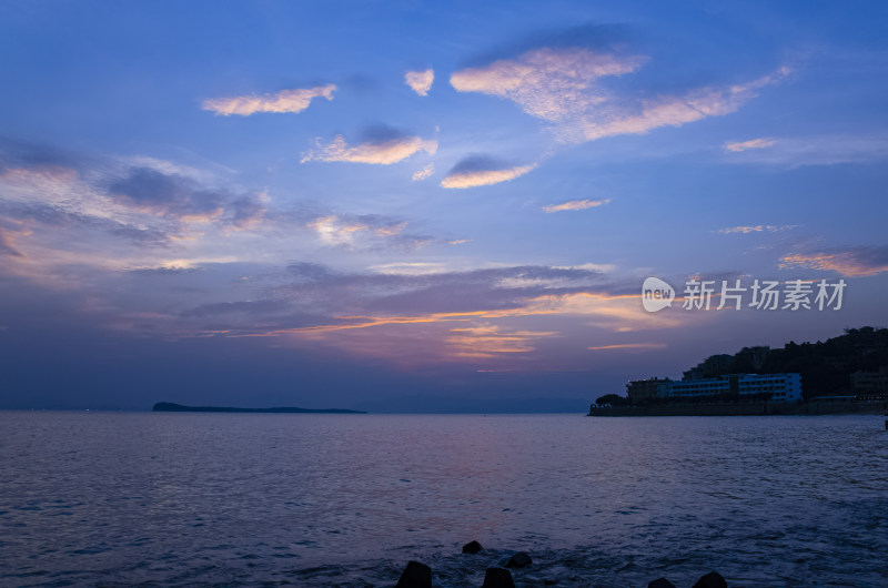 深圳大鹏半岛南澳广场海上夕阳落日晚霞