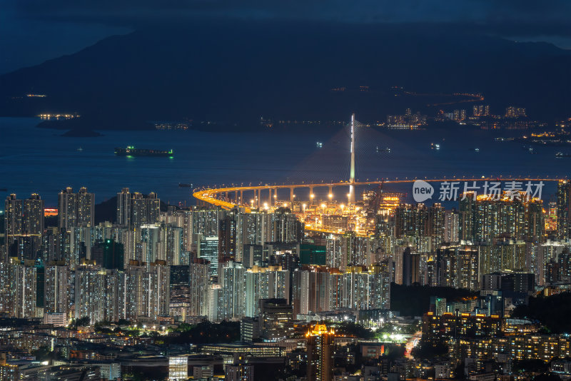 香港维多利亚港CBD中环日落夜景繁华都市