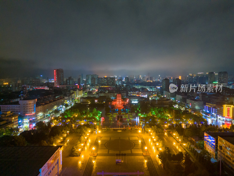 甘肃张掖中心广场木塔寺夜景