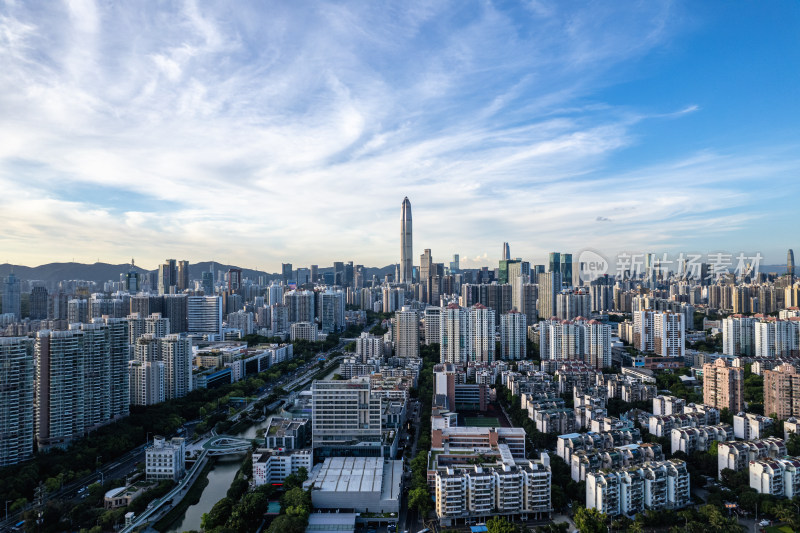 深圳市福田区新洲河两岸风光