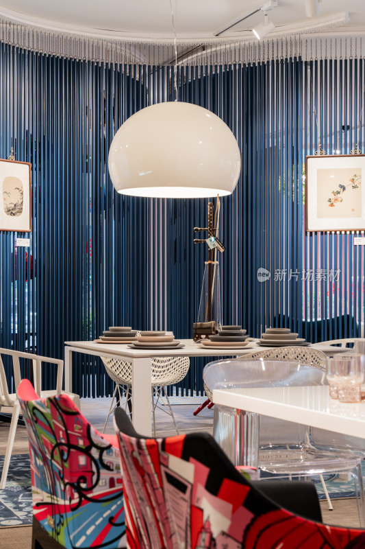 现代风格餐厅室内布置