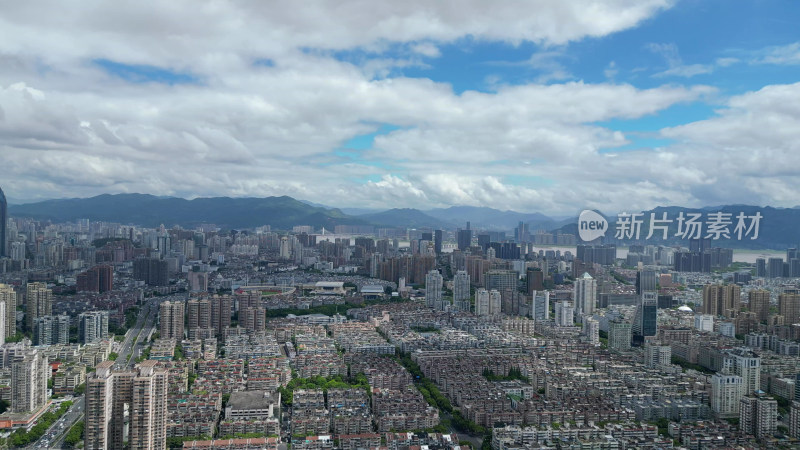 航拍温州鹿城区城市天际线