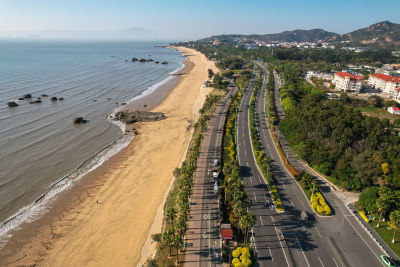 航拍厦门环岛路风光