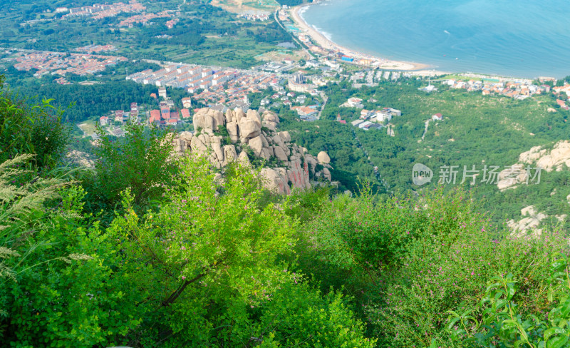 夏季在崂山观海