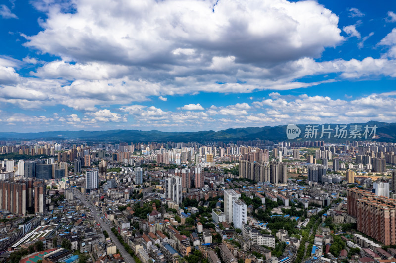 湖南怀化城市大景蓝天白云航拍图