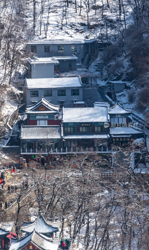 山东泰安泰山风景区雪景自然景观