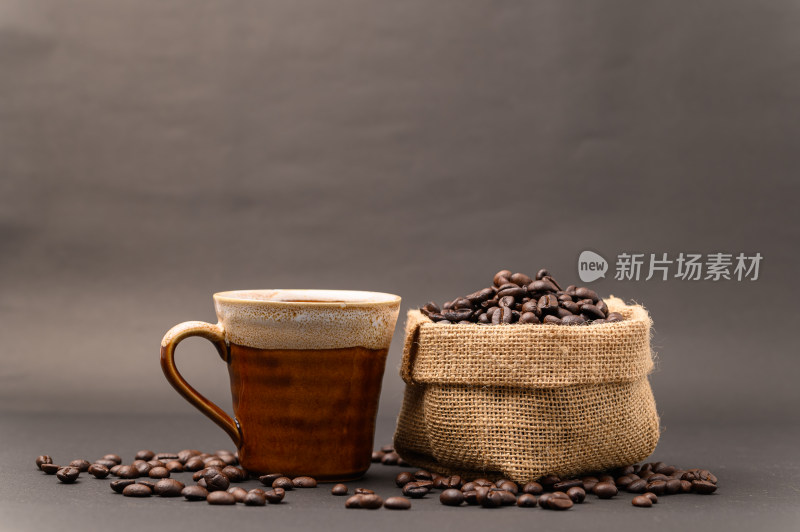 咖啡咖啡豆咖啡杯