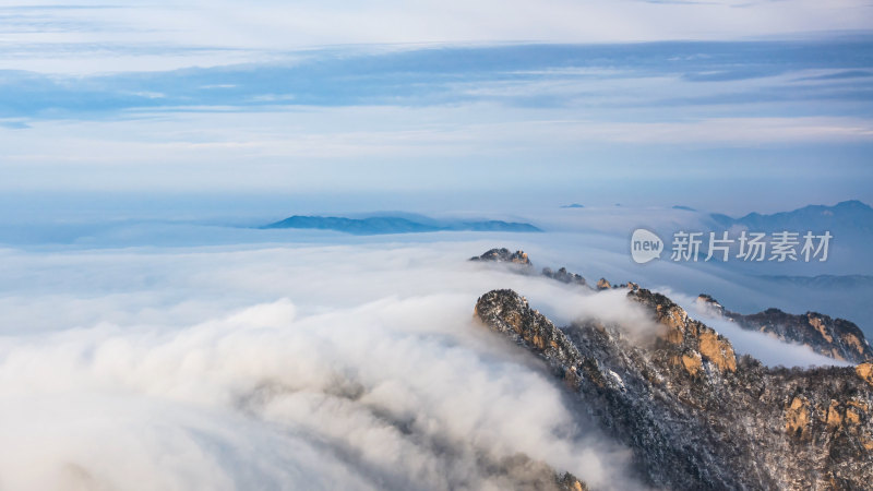 河南洛阳老君山雪景