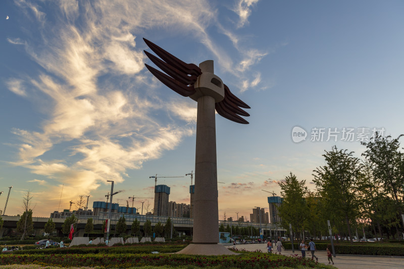 城市风景建设傍晚风景