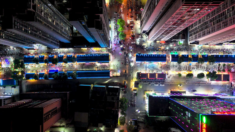 俯拍城市夜景步行街地摊经济夜市摊