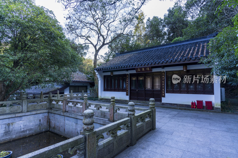 杭州九溪风景区理安寺禅院